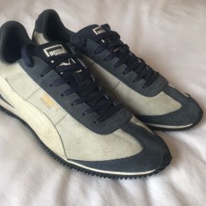 Puma Mens Blue Sneakers size 11.5